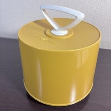 Vintage 70's Disk Go Case 45 RPM Vinyl Record Holder Carrier Butterscotch - RARE