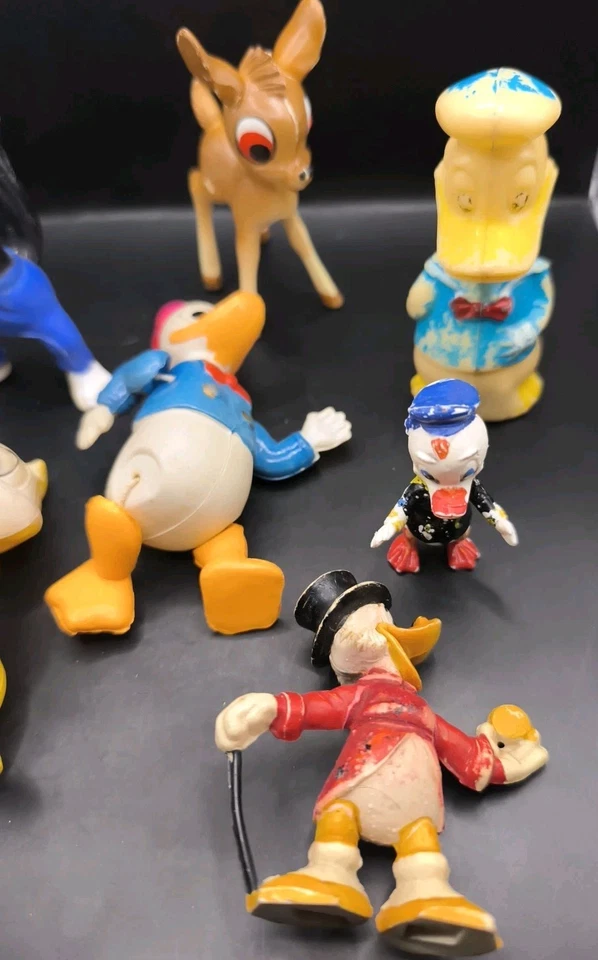 Vintage 7 Stück Disney Figuren Hartplastik Um 1960 Donald Bambi Wolf  - Bild 3 von 4