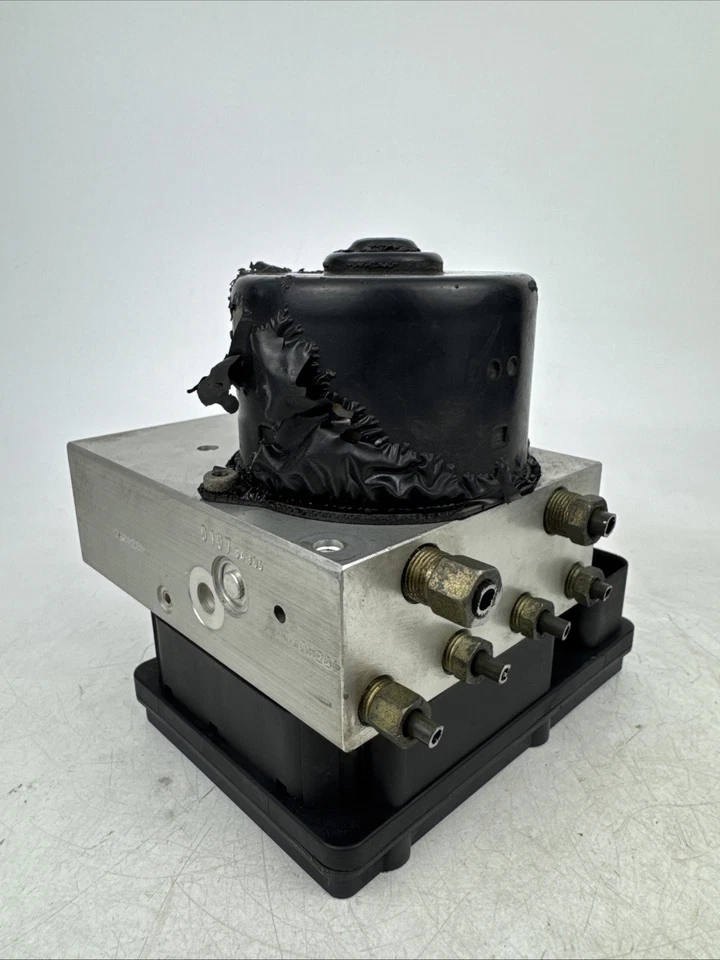 Infiniti QX56 2005 sistema de frenos ABS unidad de módulo de bomba P: 47660-ZC000 ¡OEM! Foto 3 de 4