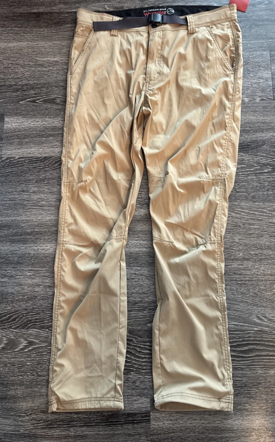 NWOT Wrangler All Terrain Gear Pants Trail Jogger Water Repellant 36 x 32
