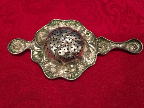Chrysanthemum Sterling Over the Cup Tea Strainer - Picture 5 of 12