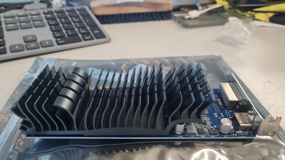 ASUS GeForce GT 1030 2GB Graphics Card Low Profile GT1030-SL-2G-BRK DVI-D + HDMI - Image 4 of 4