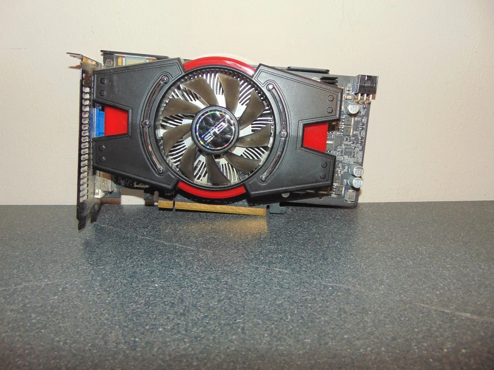 Asus Nvidia GeForce GTX 550 TI Graphics Card 1GB DDR5 *Working* - Image 2 of 4