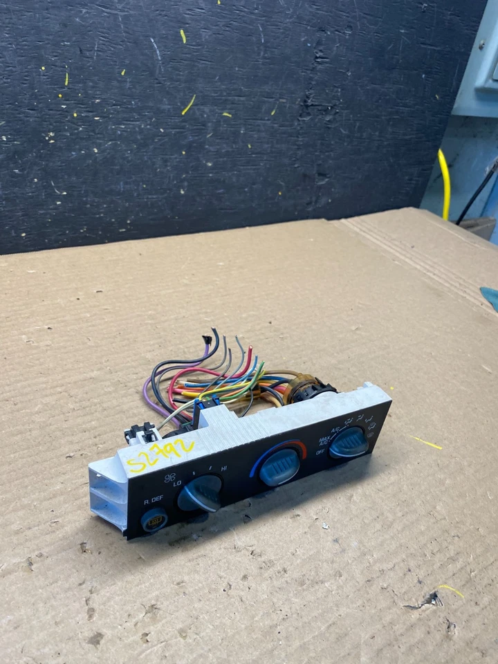 GMC Chevrolet Express 1500 1996-2005 control de clima aire acondicionado S2792 DG Foto 3 de 4