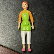 Fisher Price Sweet Street Candy Grocery Market Store Worker Green Apron