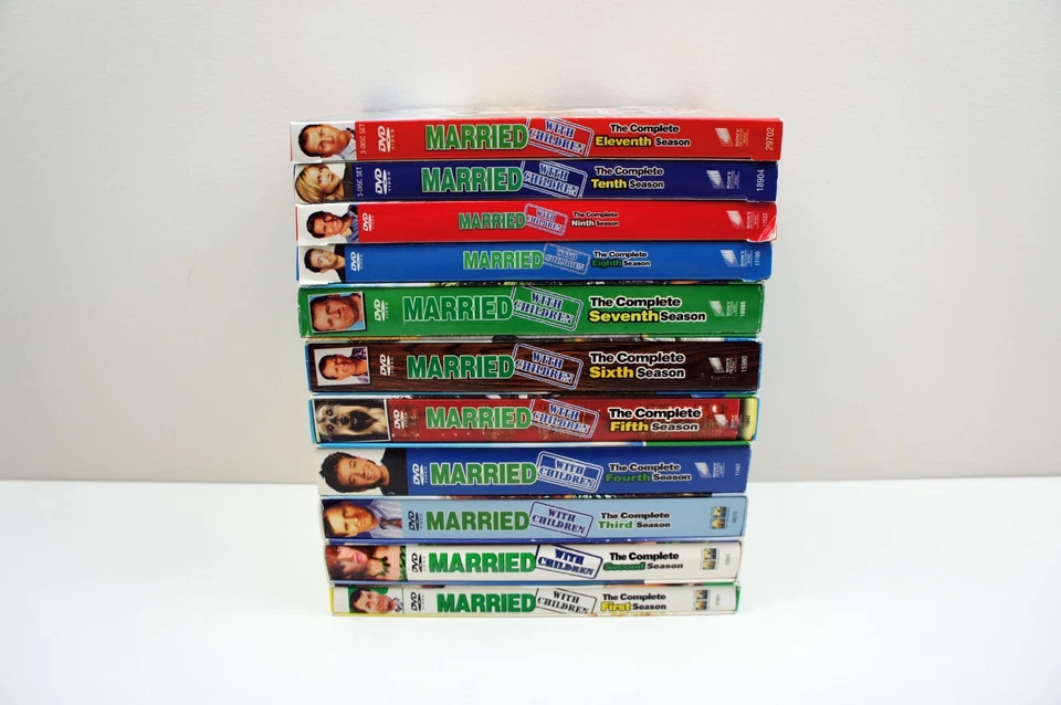 Married With Children DVD Complete Series Seasons 1-11 NTSC Region 1 - Image 4 of 4