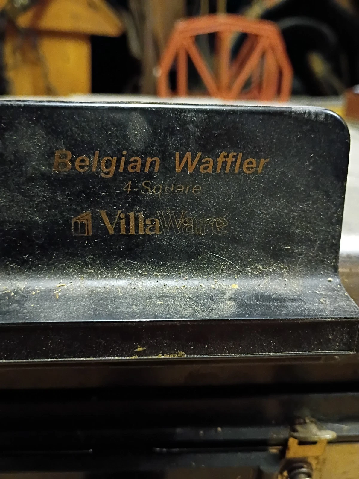 VillaWare Belgian Waffler 4-Sqare Model VW-610 Chrome Working Condition