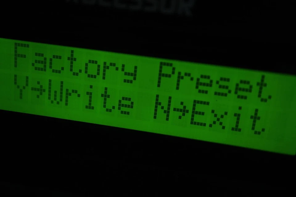 Vintage BOSS SE-50 Guitar Effects Processor Showa Era Japan Serviced w/ Adapter - Image 2 of 4