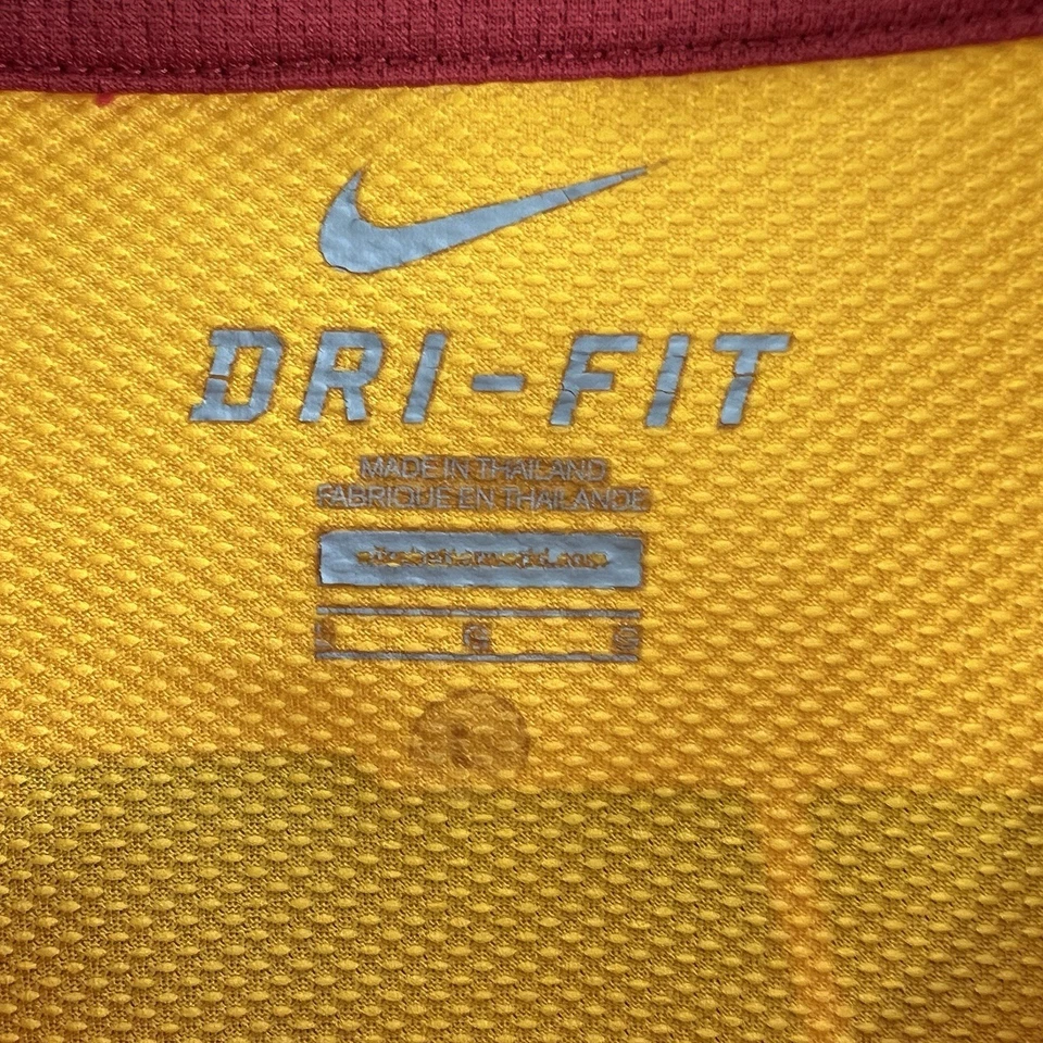 Galatasaray Third Football Shirt 2011/12 Adults Large Nike A338 - Image 4 of 4