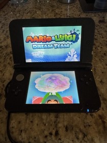 Nintendo 3DS XL The Year of Luigi Limited Edition Silver Console W/ Games