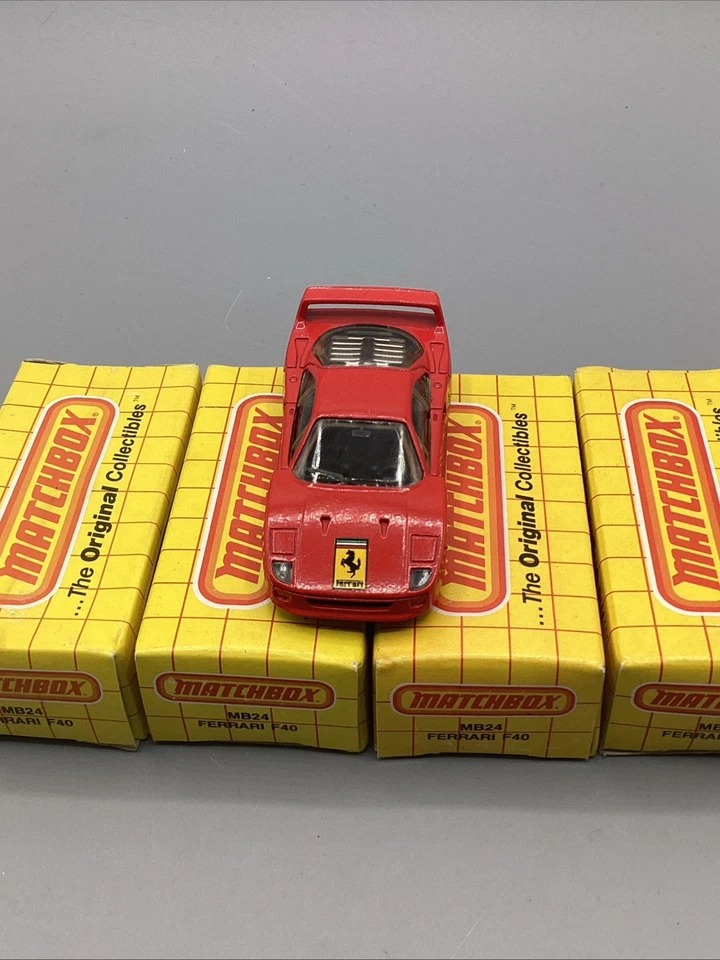 (4) NOS Vintage Matchbox 1988 Ferrari F40 Diecast Car Red 1:59 Scale W/Boxes - Image 2 of 4