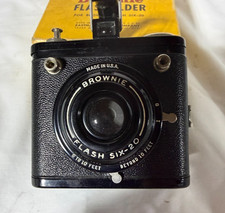 Vintage Kodak Six-20 Flash Brownie 620 Roll Film Box Camera  Flasholder