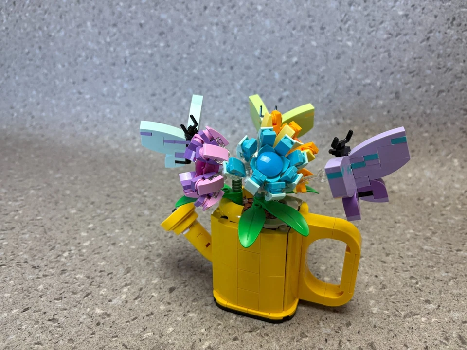 LEGO Creator 31149 Flowers in Watering Can, Foto 3 von 4