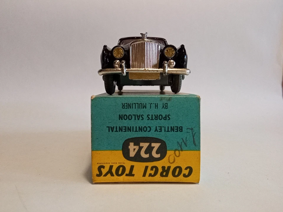 Corgi Toys Bentley Continental Sports Saloon art. 224 in Scatola Originale - Immagine 3 di 4