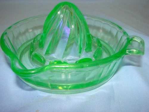 Vintage Depression Glass Green Uranium Vaseline Juicer Reamer