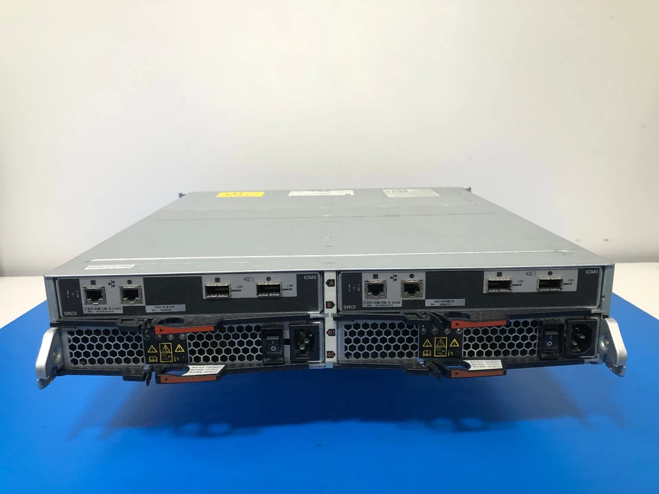 Netapp DS2246 JBOD 24 Bay 2.5" SAS 2x IOM6 6G SAS w/ 24 Trays - Image 4 of 4