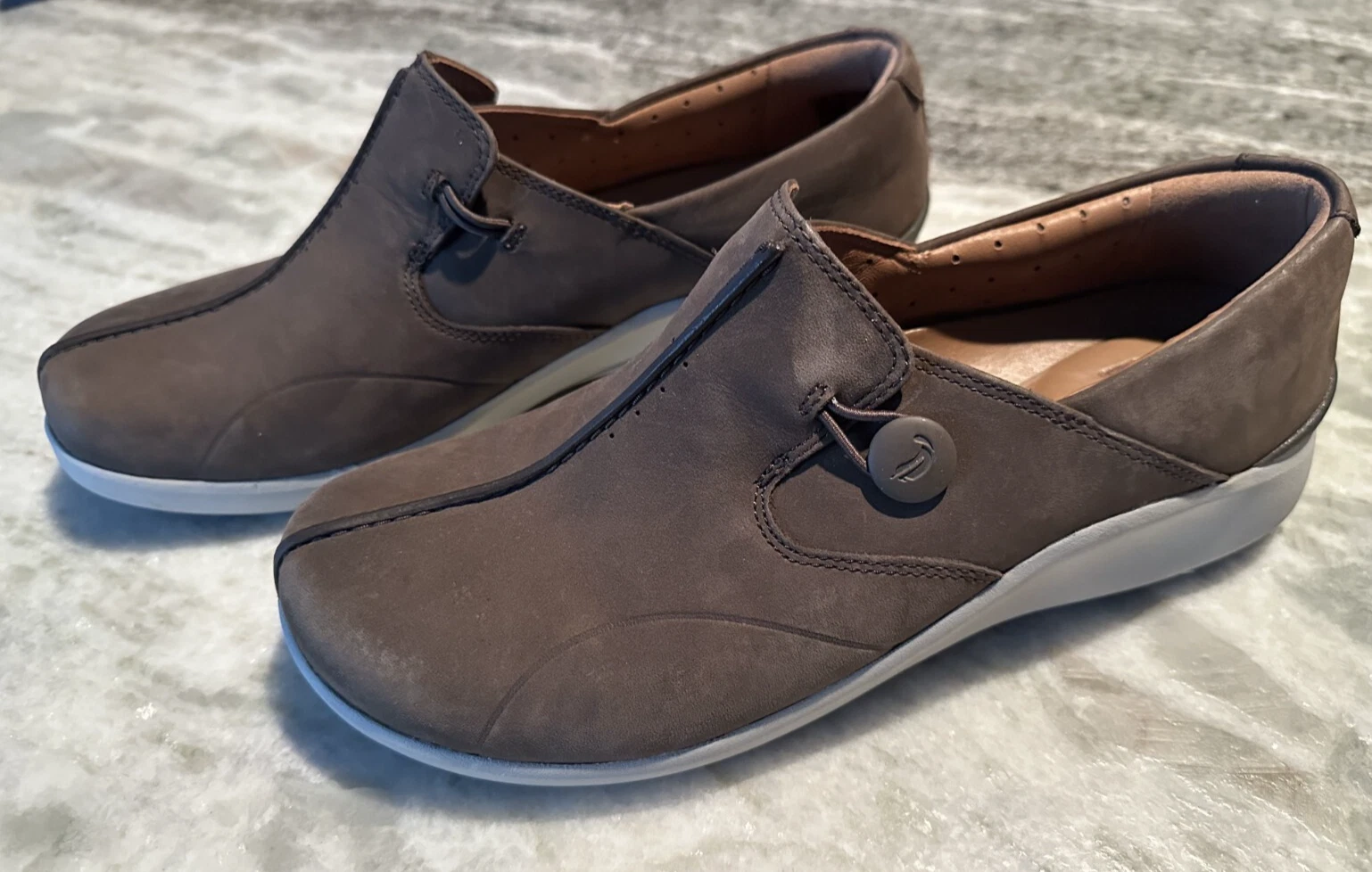 Mocassini Clarks Un Loop 2 Walk da donna slip on in pelle marrone tortora NUOVI 8 M