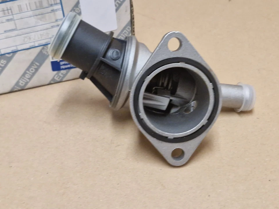 Termostato refrigerante Fiat Brava Bravo 1995-2001 1.4 46417962 genuino NUEVO OEM Foto 4 de 4