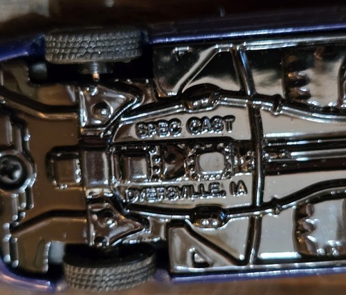 1:64 Spec Cast 3¼" 2001 Ford Crown Victoria West Virginia State Patrol - Picture 10 of 13
