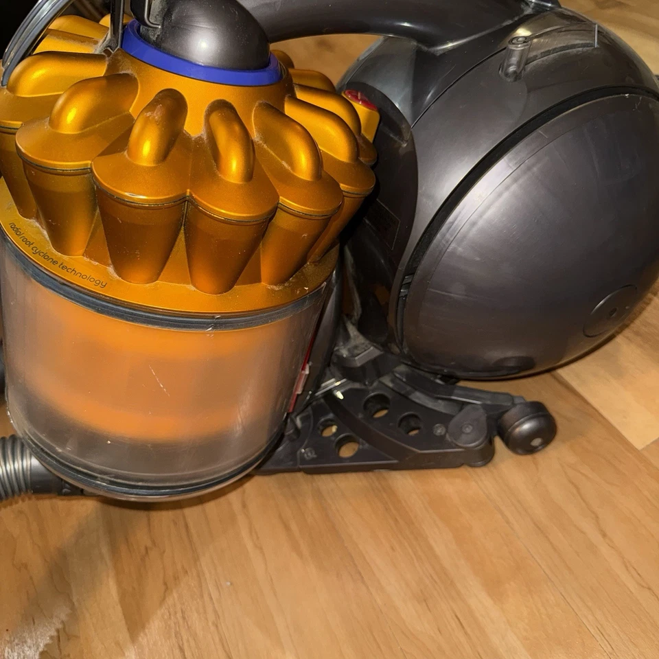 Dyson DC39 Canister Vacuum - FULLY WORKING UNIT - Missing Main Floor Head ONLY - Image 4 of 4