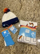 Aldi Gear NWT Sweatshirt White/Rainbow Fall 2023 Hoodie medium Socks Hat Set New