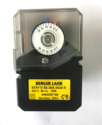 BERGER LAHR (SCHNEIDER): STA113 B2.36/8 2N39 DÄMPFERSERVOMOTOR