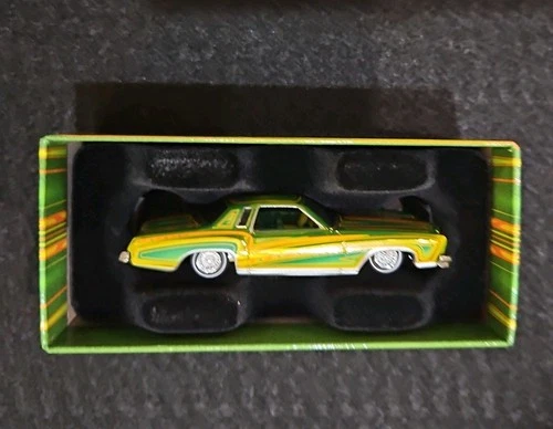 New ListingHot Wheels RLC Red Line 1975 Chevrolet Monte Carlo Lowrider Green NO OUTER BOX