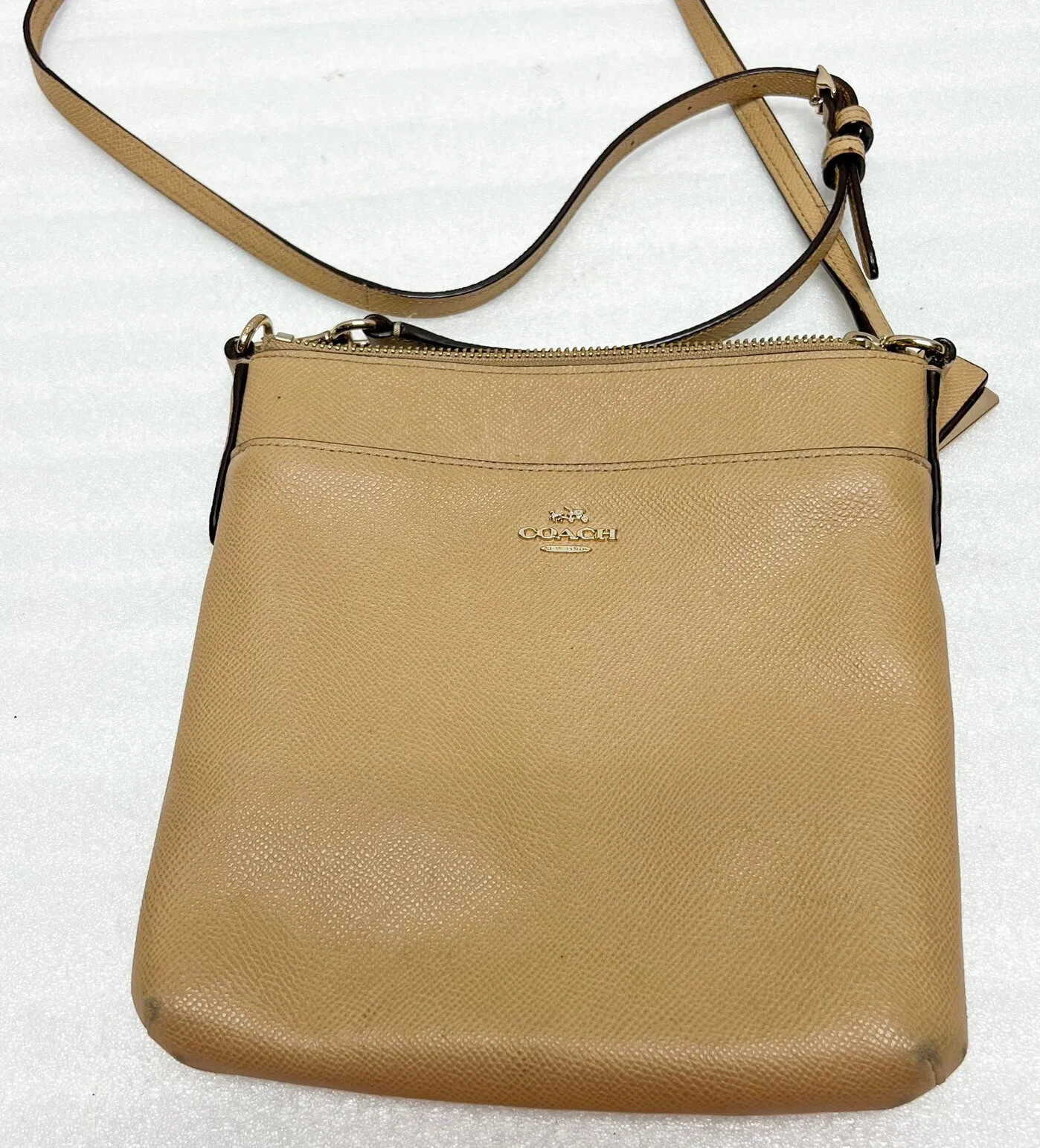 COACH North South Swing Pack Crossbody Bag Pebbled Le… Gem