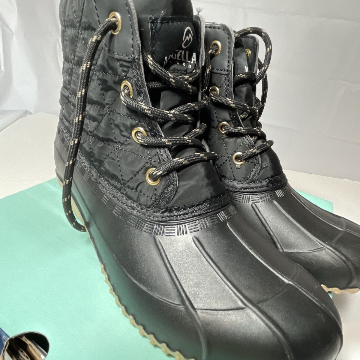 Magellan Outdoors Quilted Lace Up Duck Boots Women Size 7 