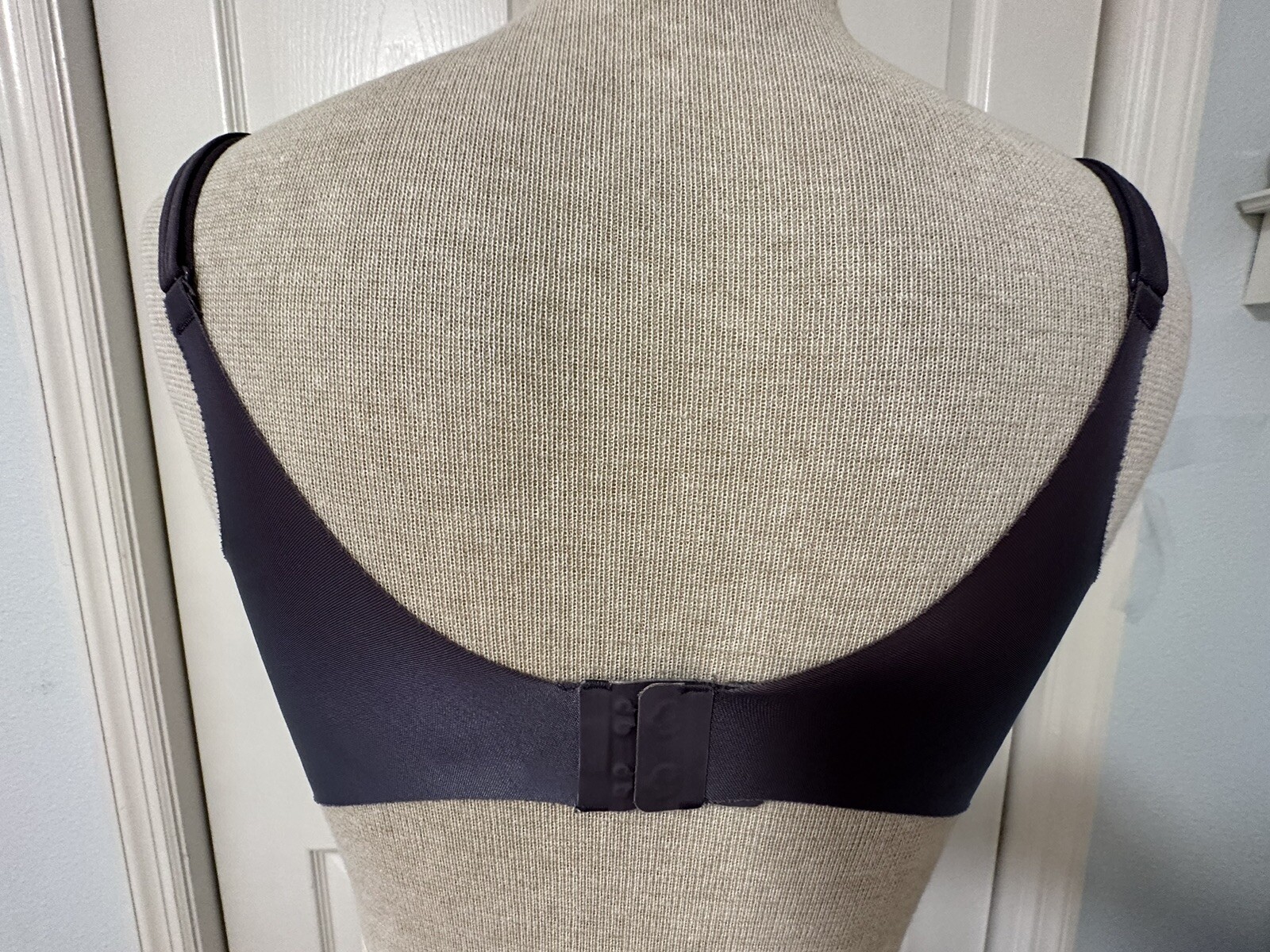 Victoria's Secret RN 54867 Dark Purple Underwire Padded Push Up Bra