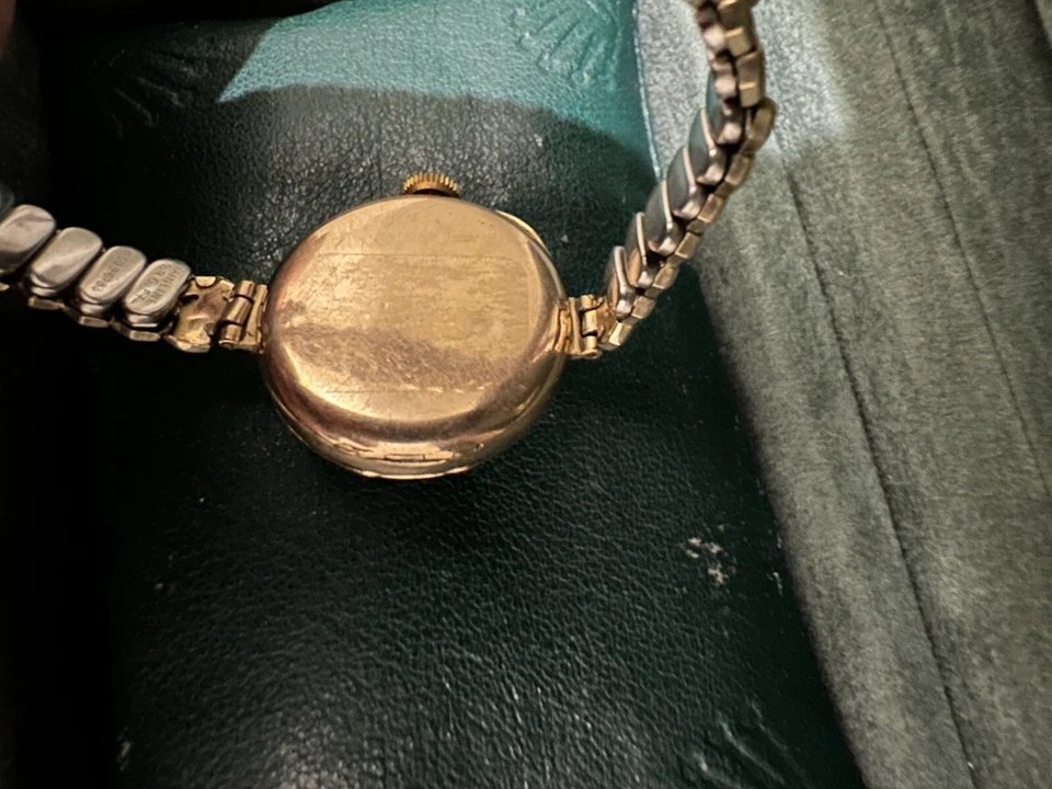 Reloj Rolco de Rolex para mujer de oro macizo de 9 quilates Foto 4 de 4