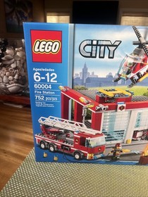 LEGO NIB 60004 City Fire Station Retired 2015