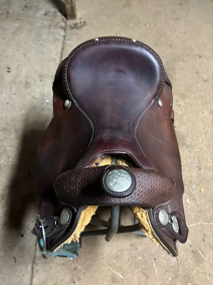 Crates Trail Saddle 17", barely used, ready to ride - Image 2 of 4