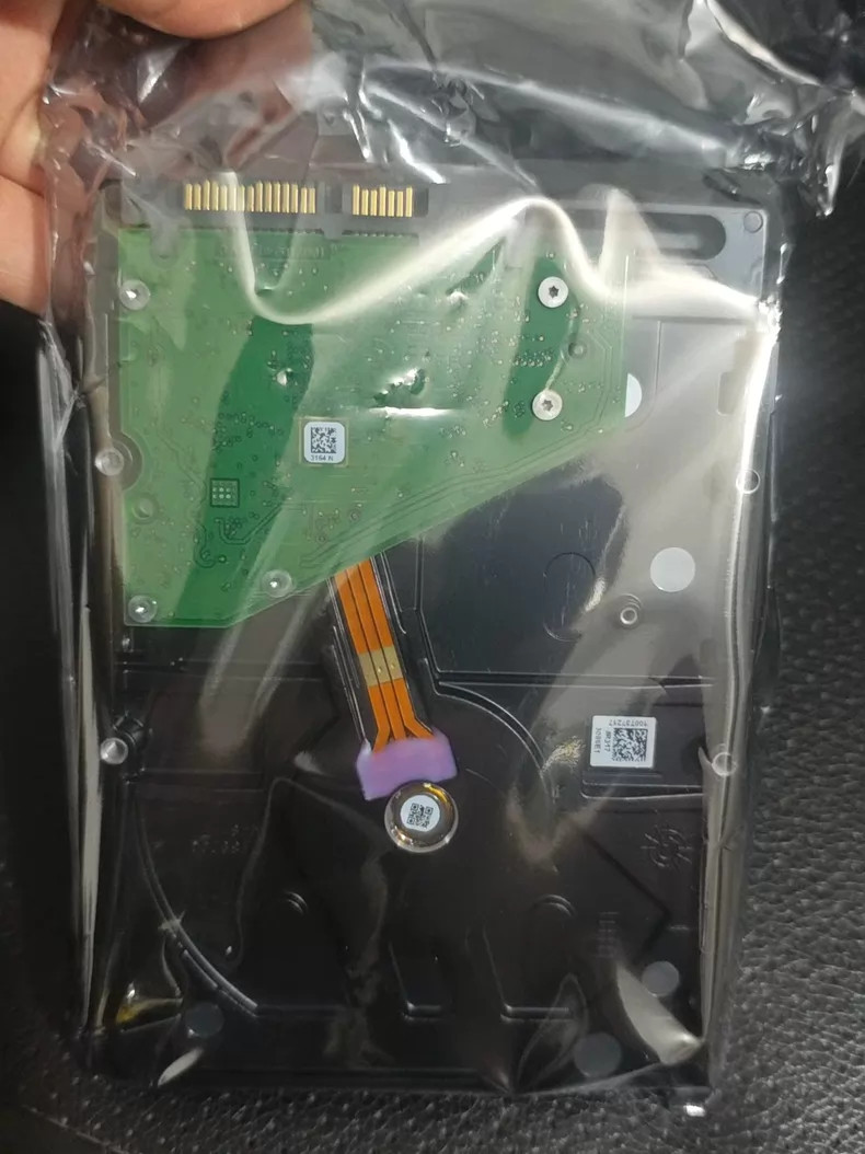 Seagate ST4000DM000 4 TB,Internal,5900 RPM,3.5 inch Hard Drive for