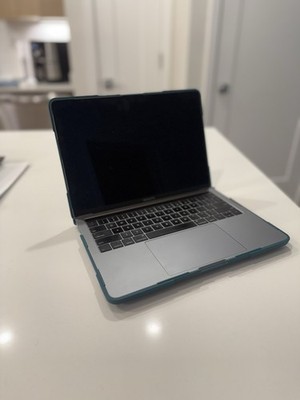 Apple MacBook Pro 13.3'' 2018 MR9Q2LL/A - Core i5 2.3GHz/16GB RAM/256GB SSD, Good
