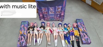 K Pop Dämonenjäger Puppen gemeinsam beweglich Sammelfigur Spielzeug Musik Licht