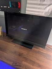 Sony 32" Bravia TV  KDL-32EX400 w Stand / Remote
