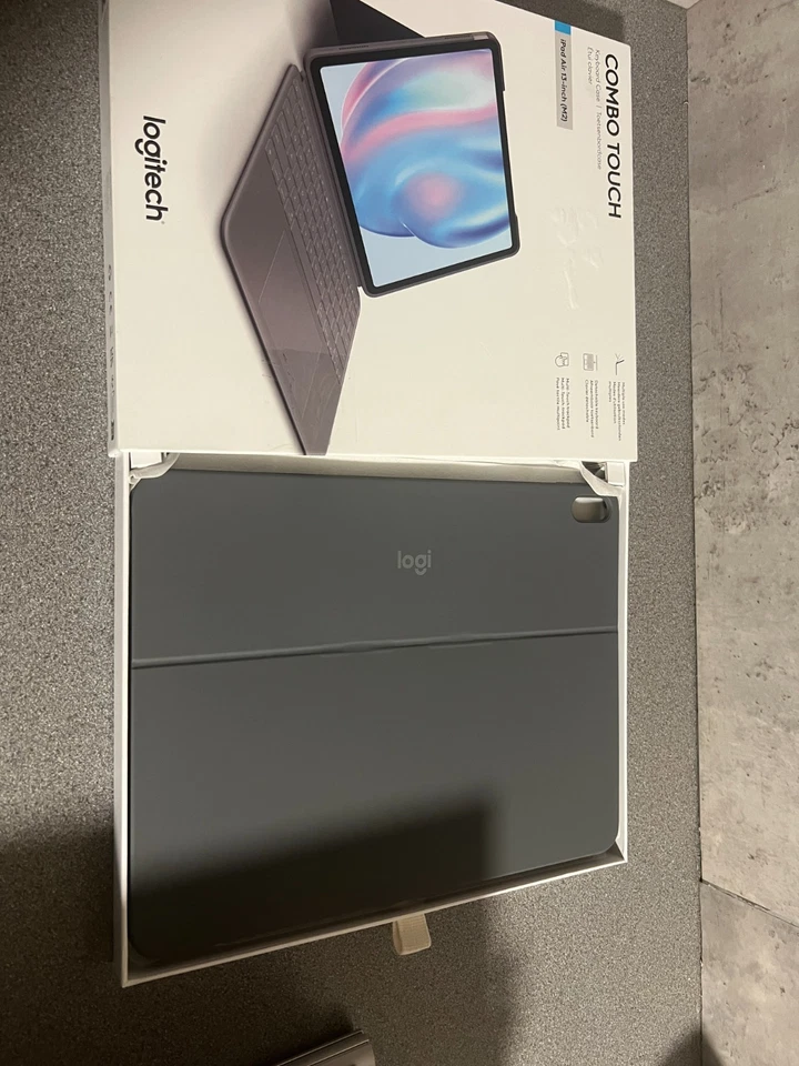 Logitech Combo Touch Keyboard Funda Apple iPad Air 13" M2 y M3 iPad - Imagen 4 de 4