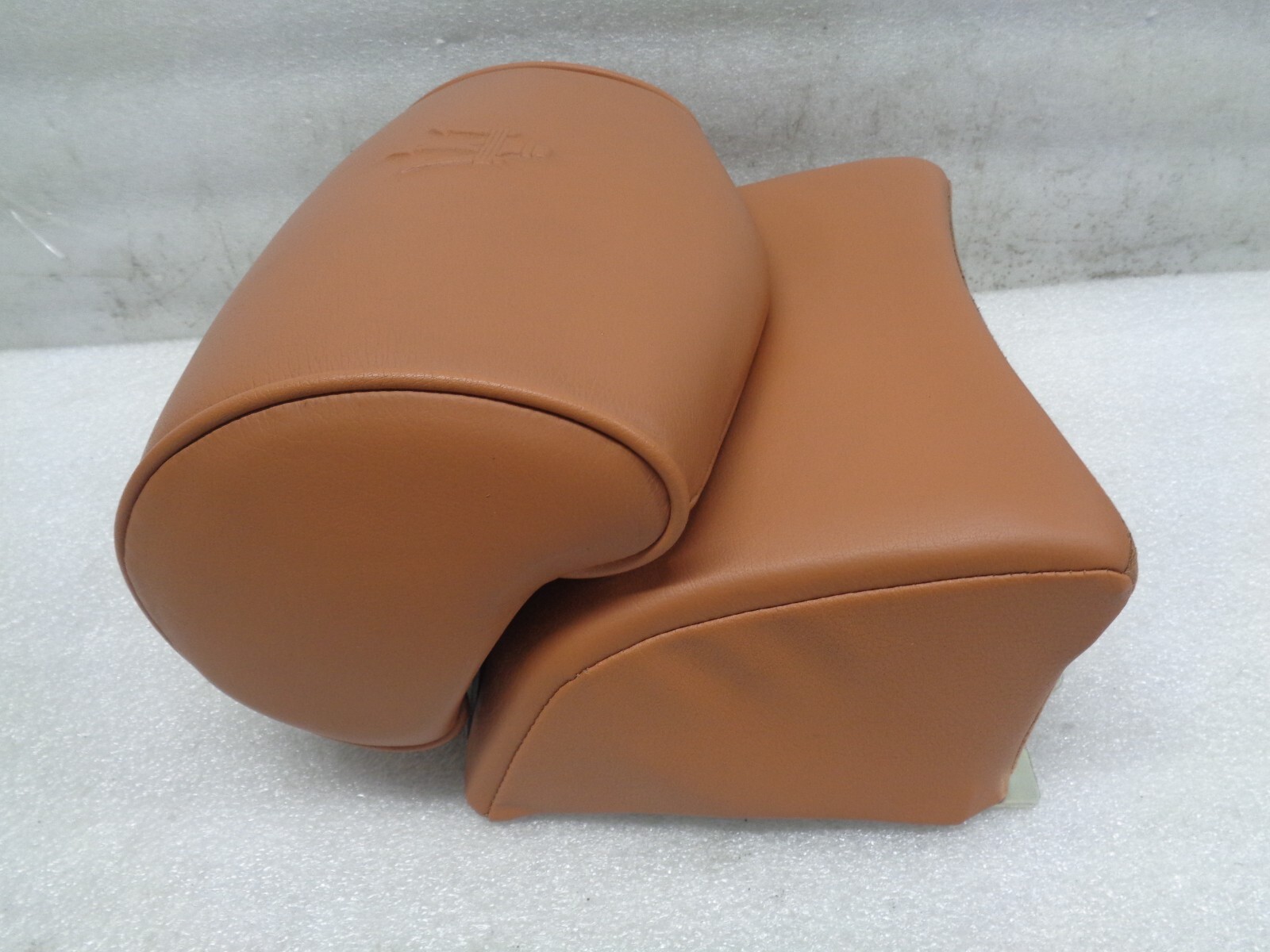 Maserati Quattroporte 2005-2008 Rear Headrest