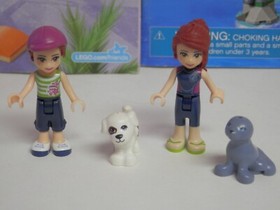 Lego Friends Lot 41099 Heartlake Skate Park & 41315 Surf Shop With instructions