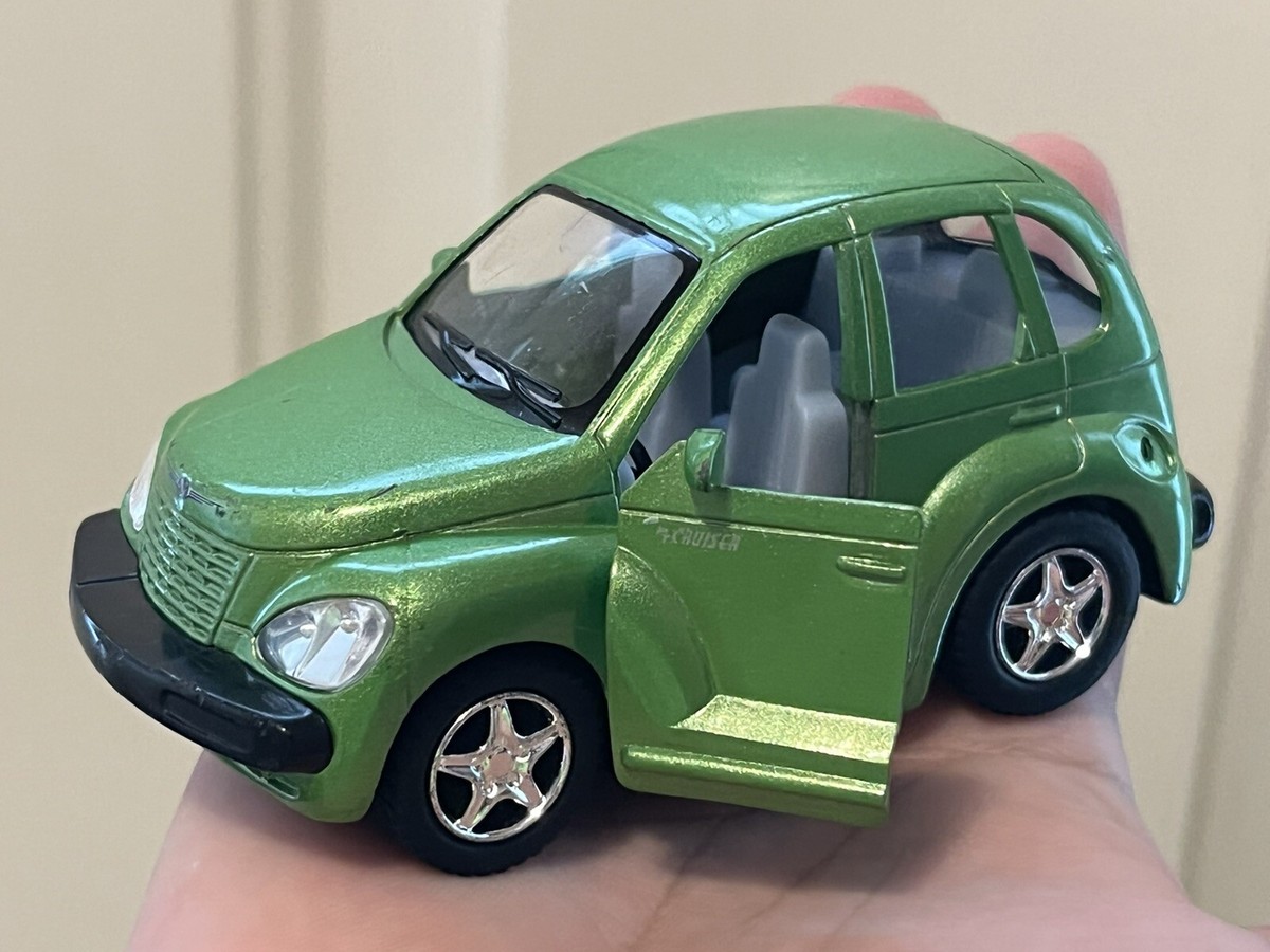 PT CRUISER ミニカー Toymax Mighty Mo's Remote Racers Chrysler PT Cruiser Diecast