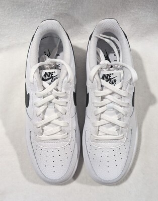 Nike Air Force 1 (GS) White/Black Kid's Sneakers - Size 6.5Y