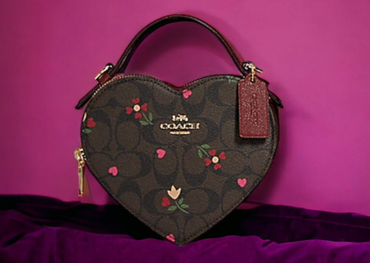 『極美品』 Coach HeartSignature Shoulder Bag COACH Heart Crossbody Bag Signature Canvas Heart Petal Print C8040