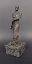 FRANZ IFLAND 1862-1935 SIGNED BRONZE SCULPTURE, STEELWORKER ON MARBLE PLINTH