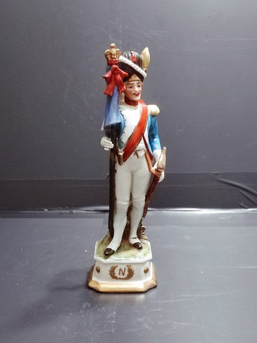 Statua soldato napoleonico in porcellana esercito militare vintage di Napoleone - Foto 2 di 12