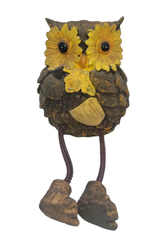 Owl Holding Acorn Resin Shelf Sitter Figurine • Fall Autumn Colors 🍂 🦉