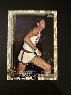 2025 Topps Flagship Kareem Abdul-Jabbar Basket Border Silver And White No259