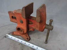 Vintage Will-Burt Versa-Vise Gunsmith Pivoting Bench Vise 3-1/2" Jaws