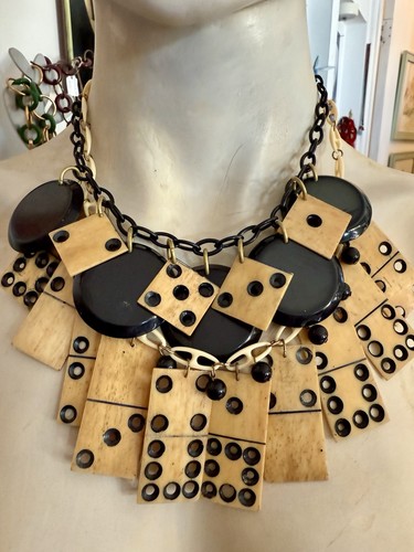 Vintage Bakelite & more slices and domino necklace - Picture 9 of 9