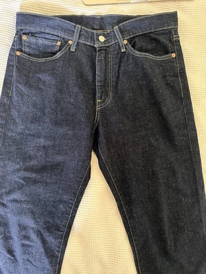 Levi's 511 Premium Men's Slim Fit Mid Rise 5-Pocket Jeans Dark Blue W34 L34 - Image 1 of 4